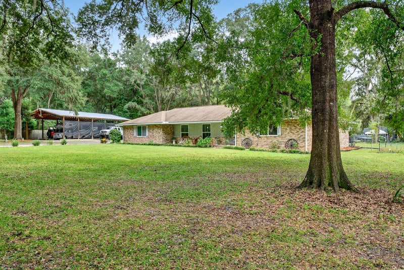 Photo 6 of 6049 Taylor Rd, Jacksonville, FL 32234, photographed by Megapixeler