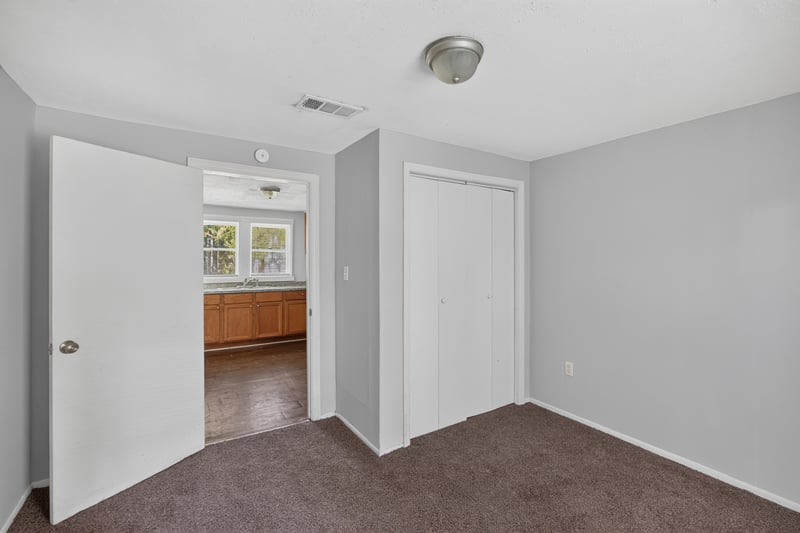 Room with window and doorway at 2372 2nd Ave, Jacksonville, FL 32208