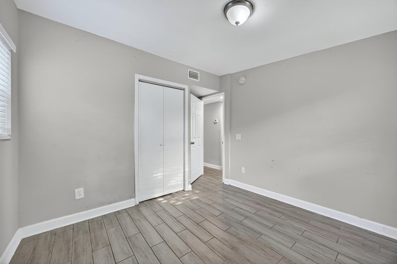 Photo 16 of 1023 De Paul Dr, Jacksonville, FL 32218, photographed by Megapixeler