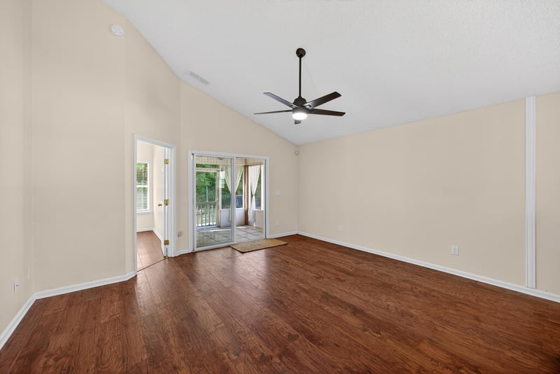 Photo 10 of 10908 Acorn Park Ct, Jacksonville, FL 32218, photographed by Megapixeler