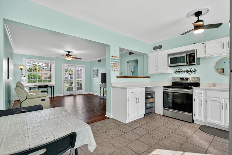 Photo 18 of 1568 Palm Ave, Jacksonville, FL 32207, photographed by Megapixeler
