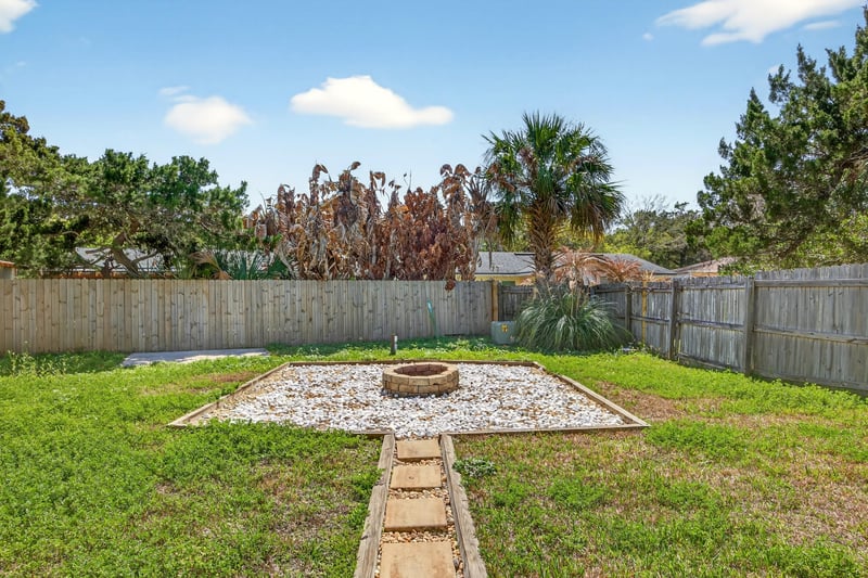 Photo 33 of 217 Carver St W, St. Augustine, FL 32080, photographed by Megapixeler