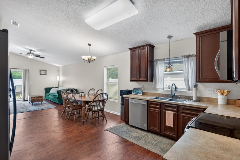 Photo 13 of 12387 Anarania Dr, Jacksonville, FL 32220, photographed by Megapixeler
