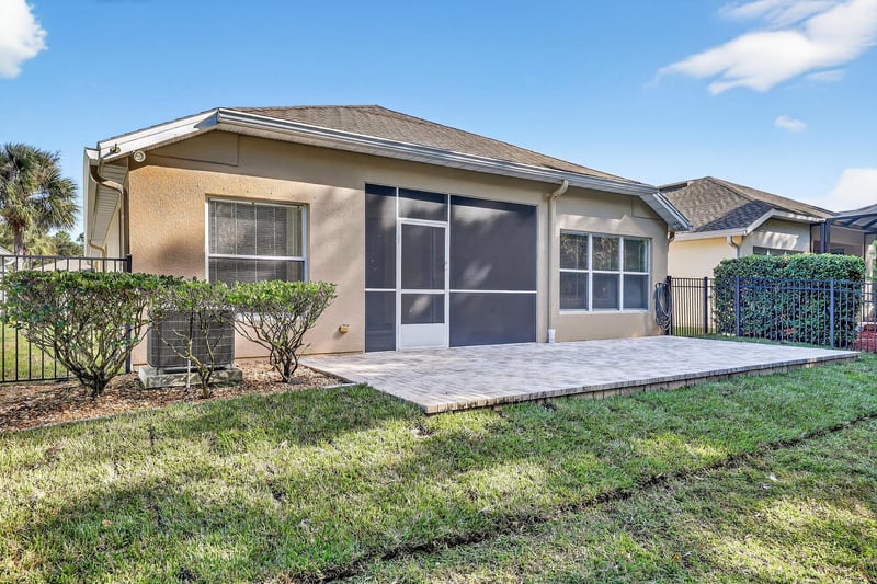 Back at 9080 Sweet Tree Trail, Jacksonville, FL 32256