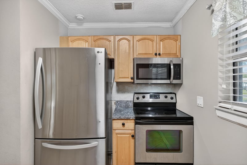 Photo 17 of 5134 Damascus Rd S, Jacksonville, FL 32207, photographed by Megapixeler