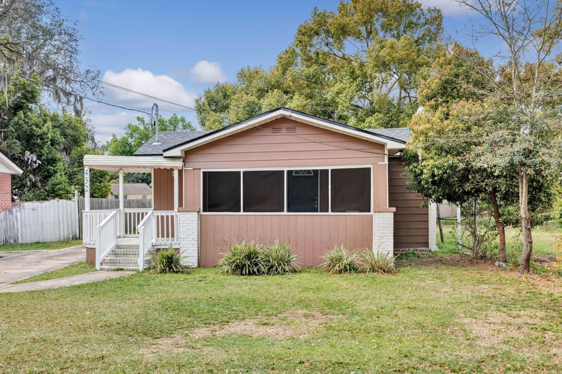 Photo 2 of 432 Tallulah Ave, Jacksonville, FL 32208, photographed by Megapixeler