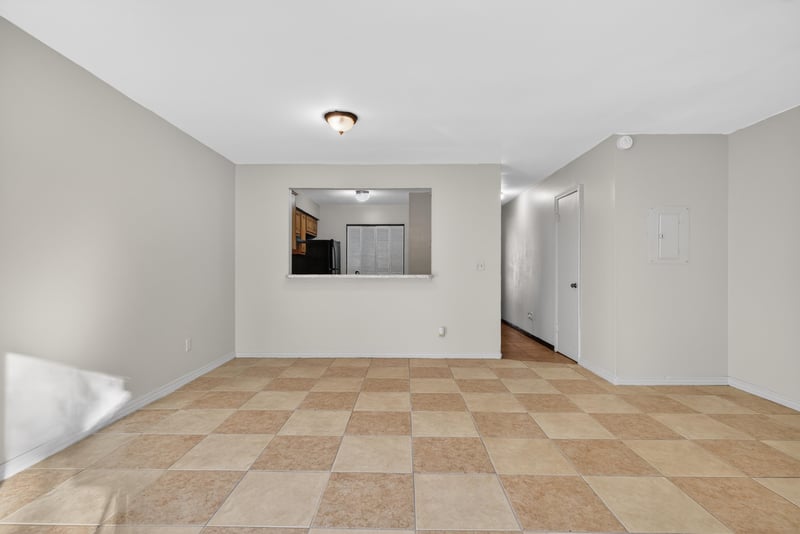 Dining Room at 4482 Melissa Ct W, Jacksonville, FL 32210