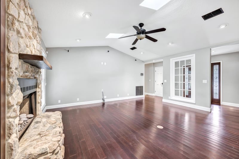 Photo 9 of 2243 Furma St, Orange Park, FL 32073, photographed by Megapixeler
