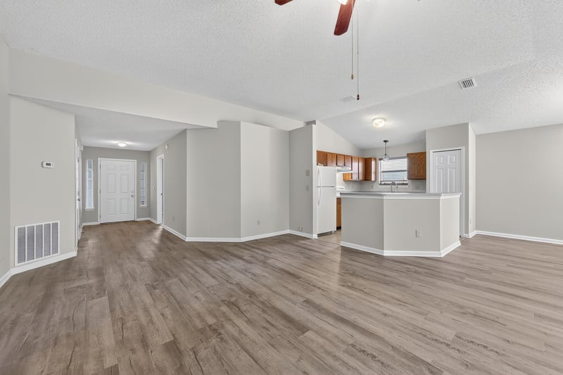 Family Room at 12119 Cancun Dr, Jacksonville, FL 32225