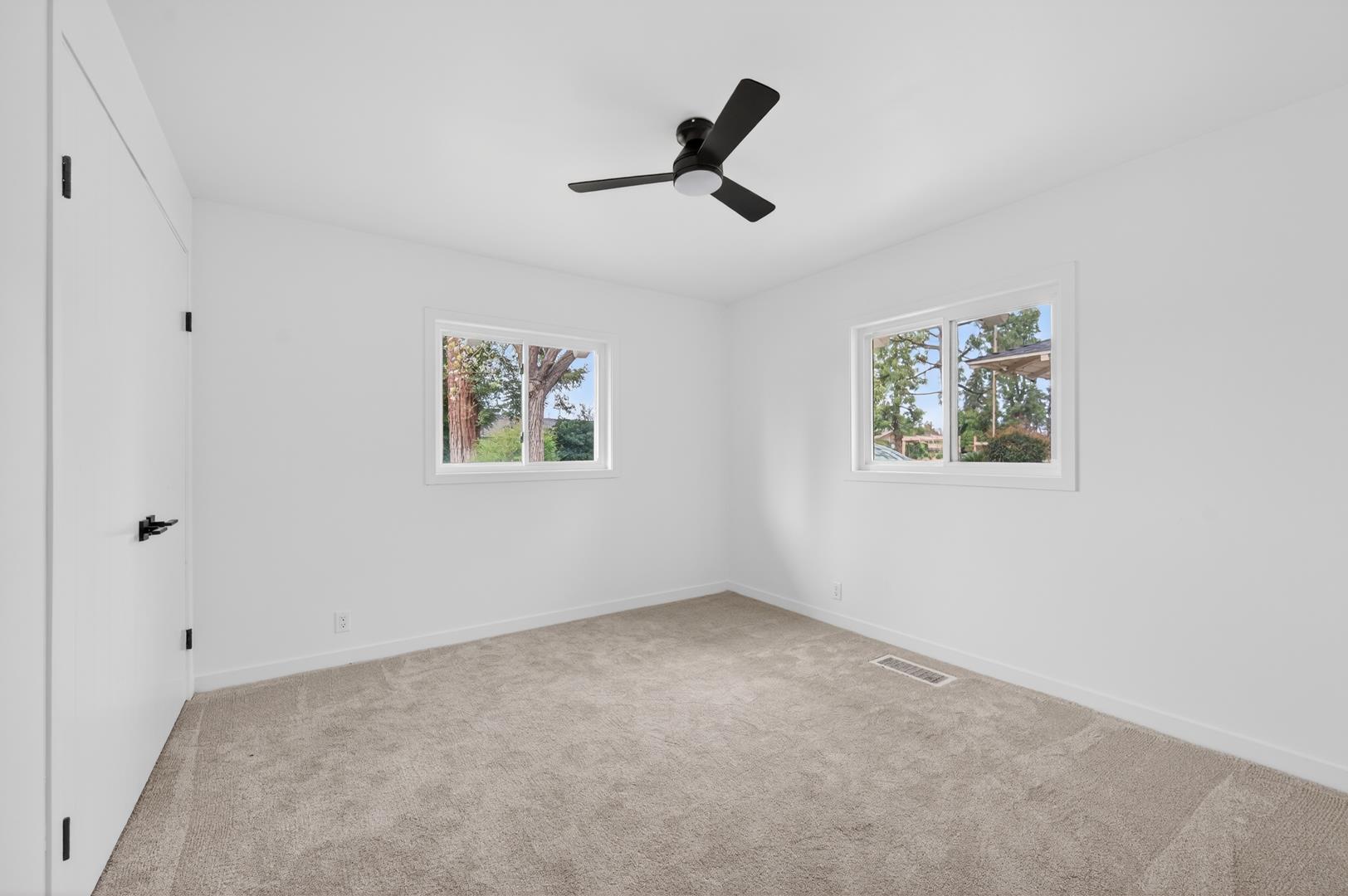5610 N Arthur Ave, photo 56