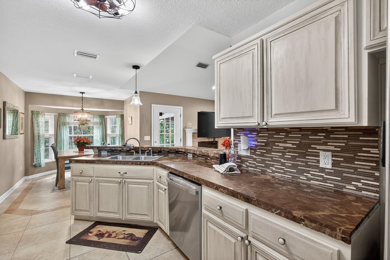 Photo 17 of 4348 Eli Whitney Dr, Middleburg, FL 32068, photographed by Megapixeler