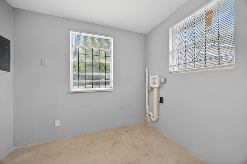 Photo 31 of 3811 Chase Ave, Jacksonville, FL 32209, photographed by Megapixeler