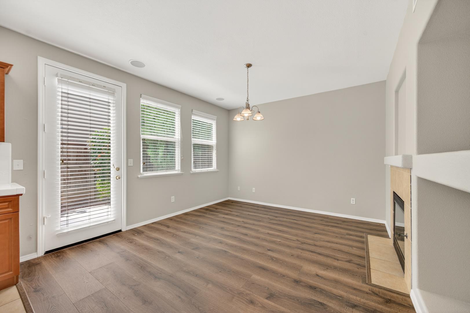 714 W Riviera Ln, photo 29