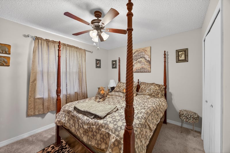 Photo 19 of 8849 Victoria Landing Dr W, Jacksonville, FL 32208, photographed by Megapixeler
