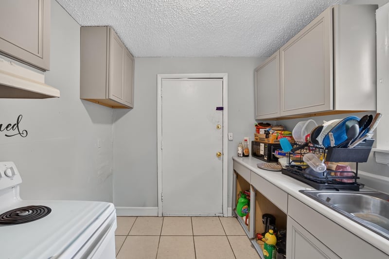 Photo 26 of 1811 Whitner St, Jacksonville, FL 32209, photographed by Megapixeler