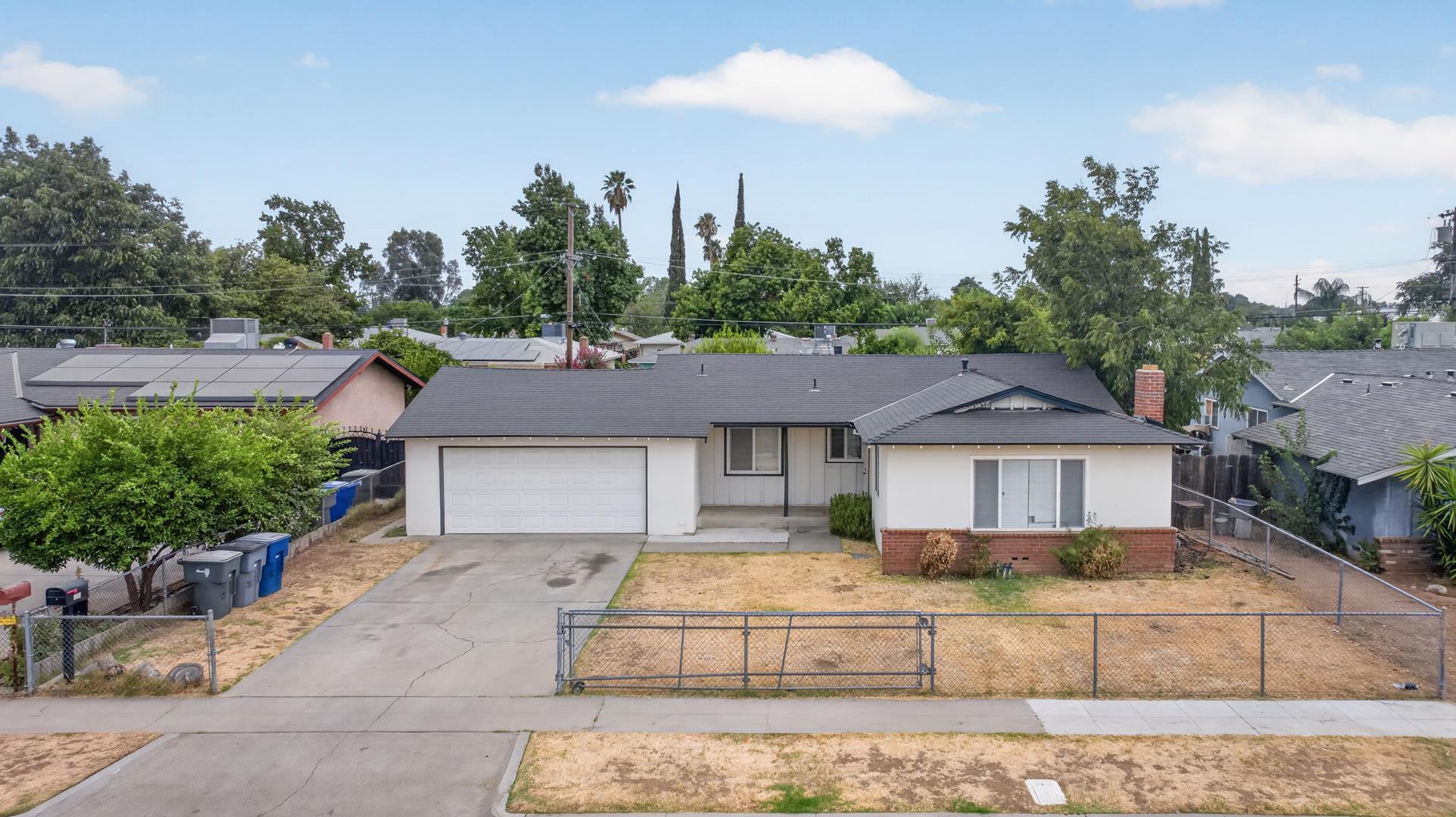 1914 S Backer Ave, Fresno CA