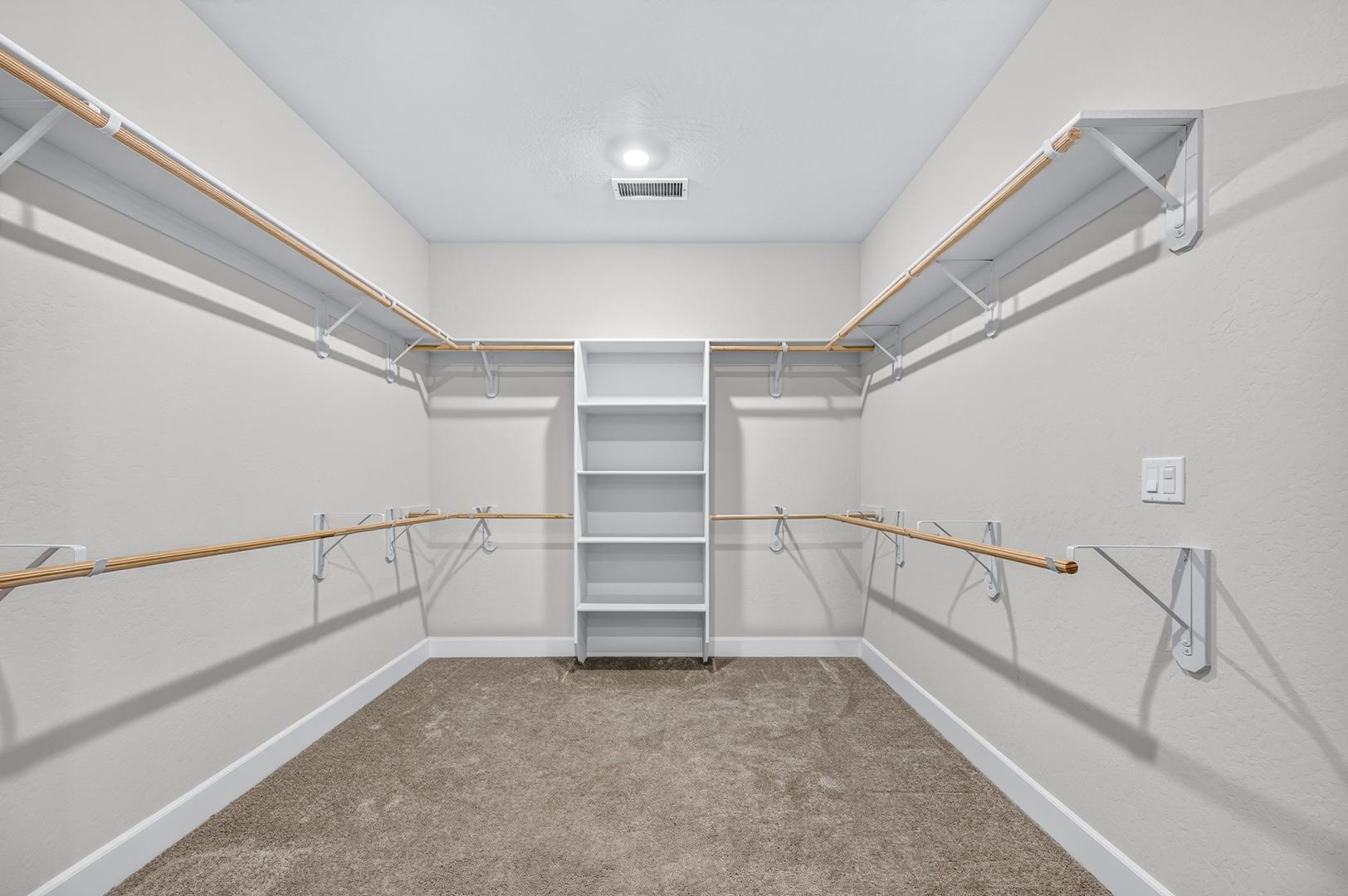 20175 Hazelwood Ln, photo 65