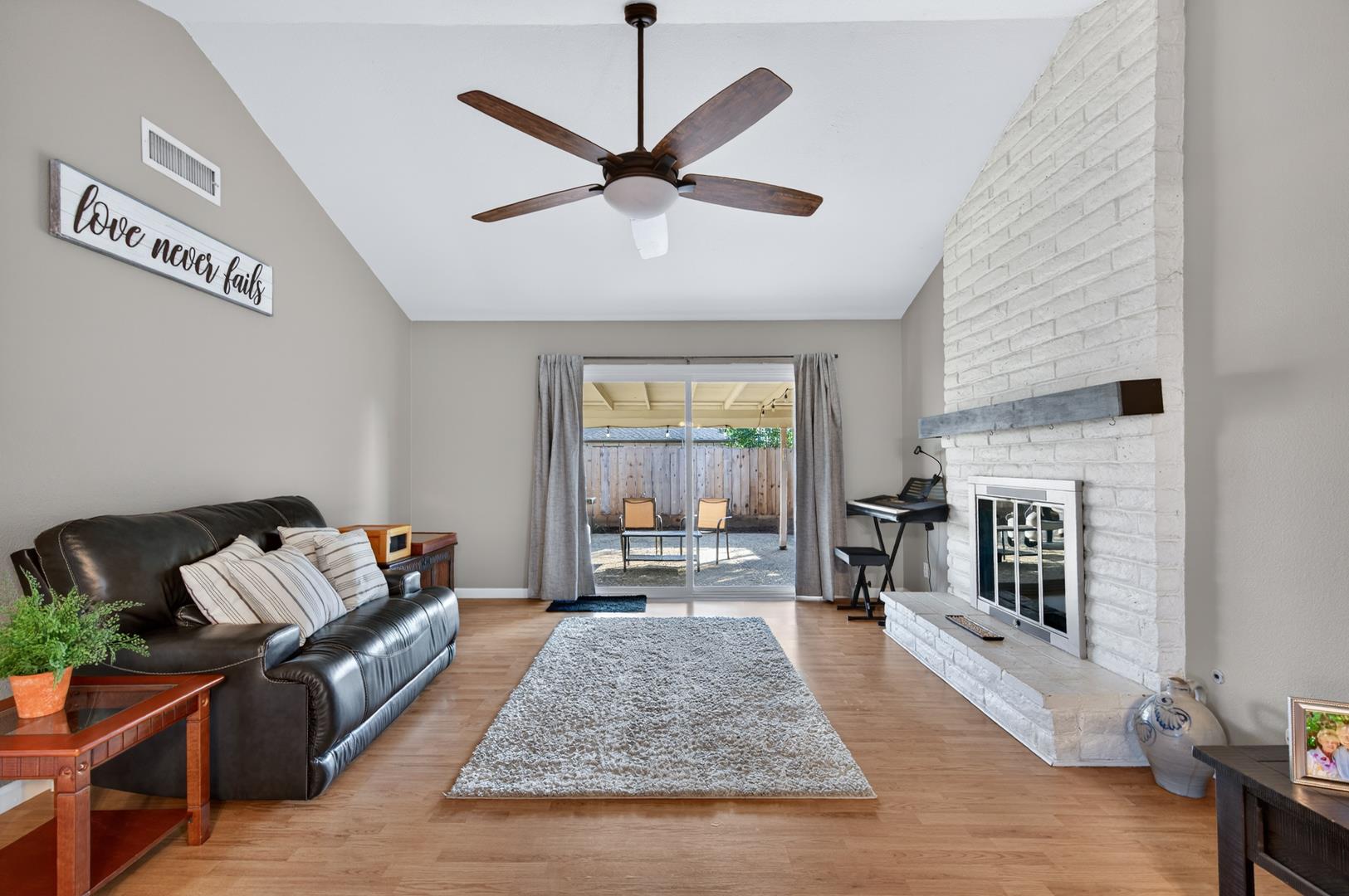 1506 Robinwood Ave, photo 27