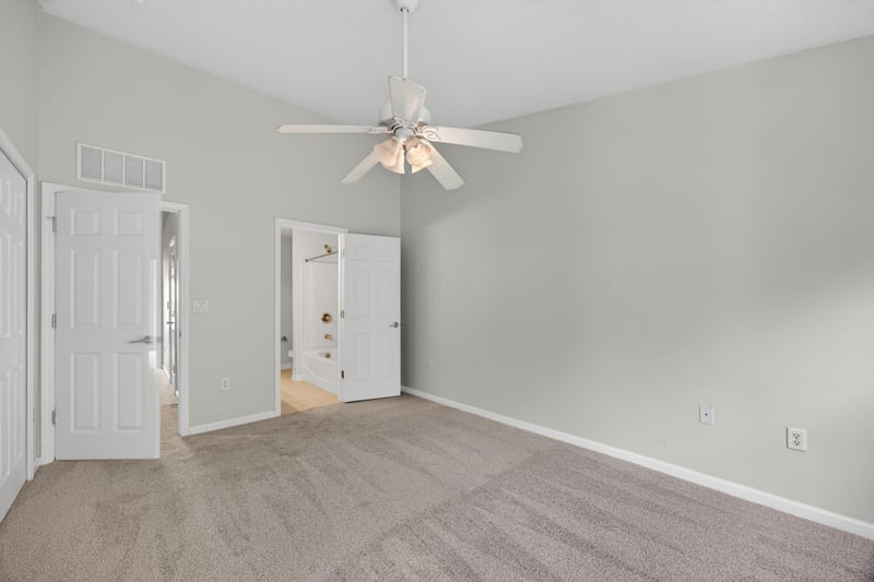 Photo 18 of 8098 Summer Palm Ct, Jacksonville, FL 32256, photographed by Megapixeler