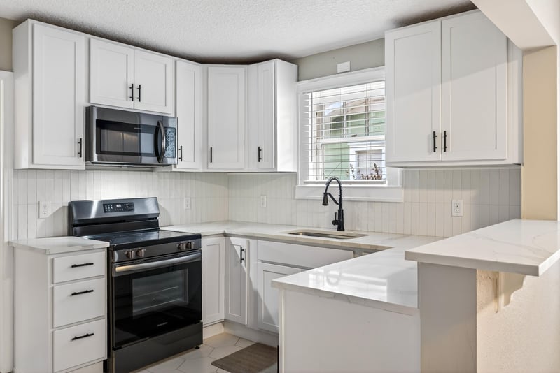 Photo 17 of 4755 French St, Jacksonville, FL 32205, photographed by Megapixeler