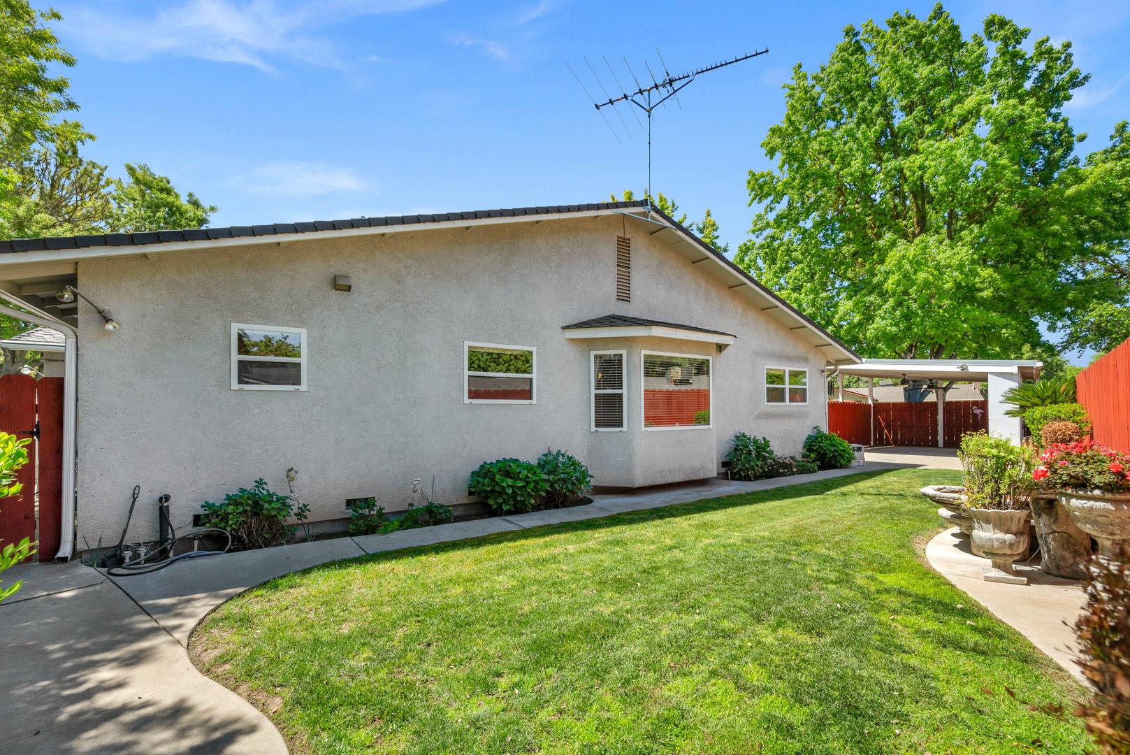 1041 Noarco Dr, photo 56
