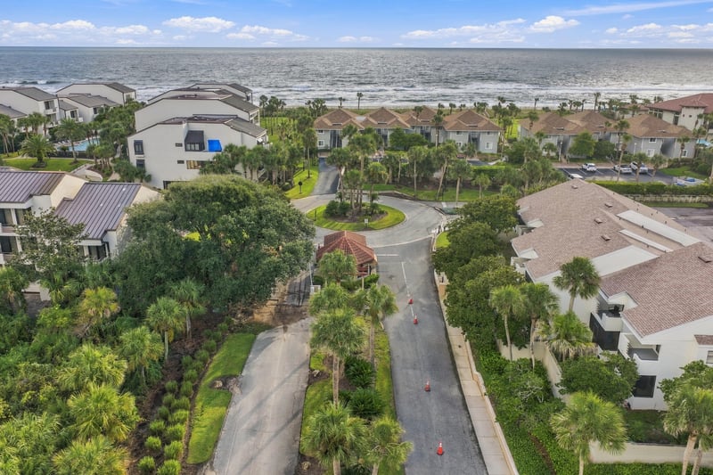 Aerial view of the community street in Ponte Vedra Beach, FL