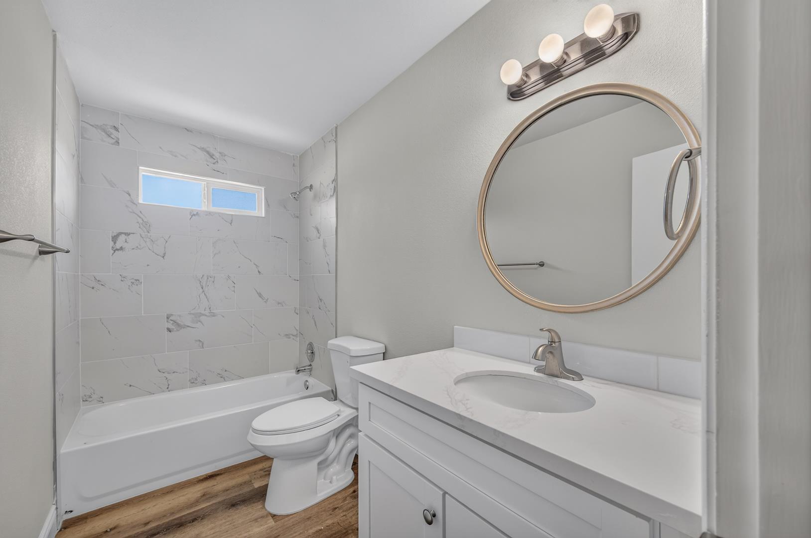 957 W Pico Ave, photo 19