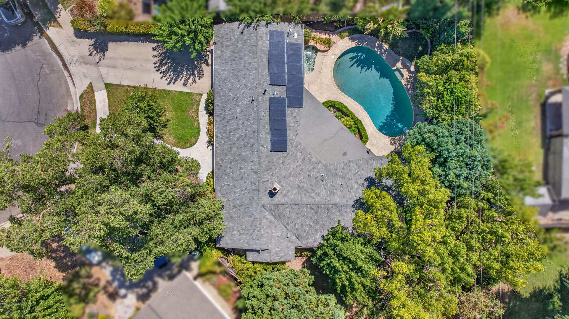 749 W Escalon Ave — photo 10