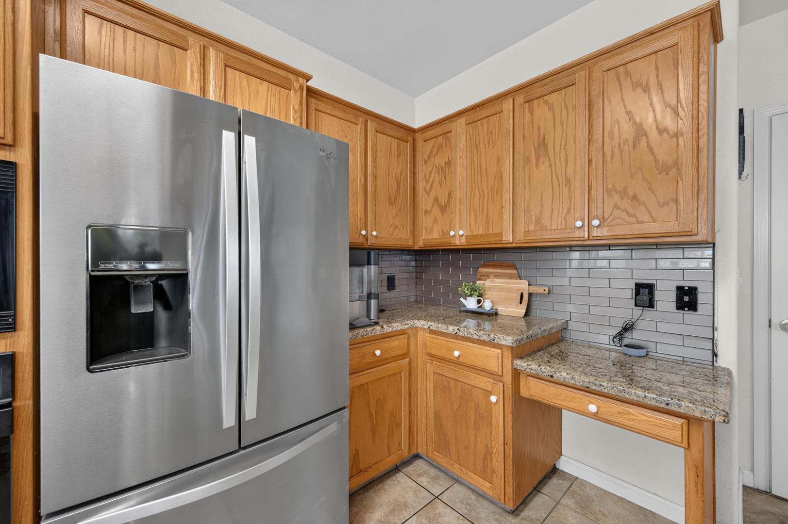 1888 El Paso Ave, photo 33