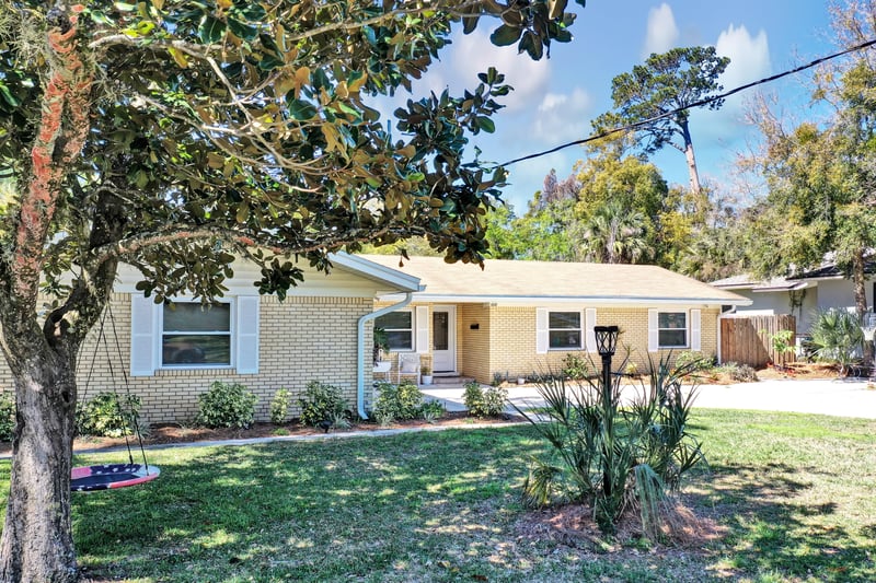 Photo 45 of 1008 Las Robida Dr, Jacksonville, FL 32211, photographed by Megapixeler