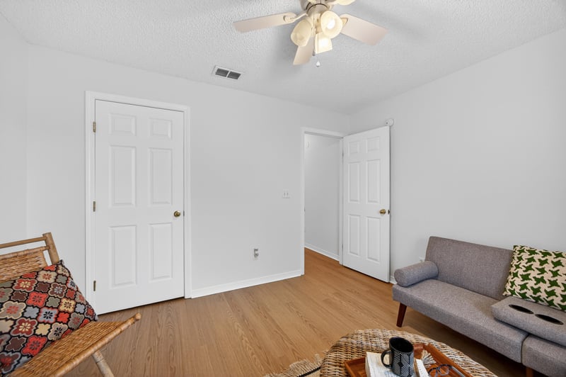 Photo 18 of 2411 Paris Mill Rd, Jacksonville, FL 32221, photographed by Megapixeler