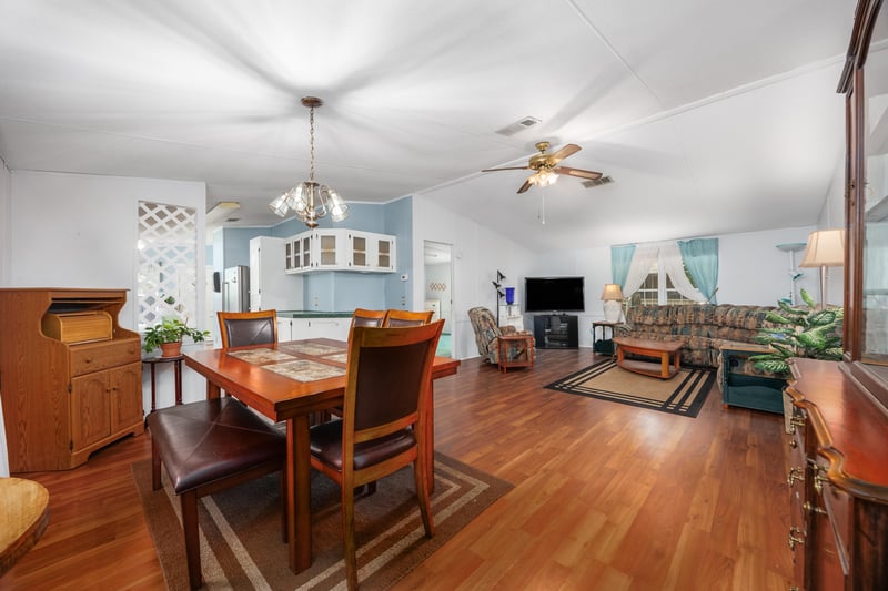 Photo 5 of 500 Chaffee Rd S, Jacksonville, FL 32221, photographed by Megapixeler