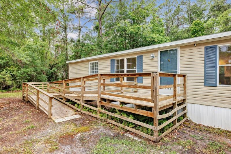 Photo 4 of 2404 Silver Moss Circle, Middleburg, FL 32068, photographed by Megapixeler