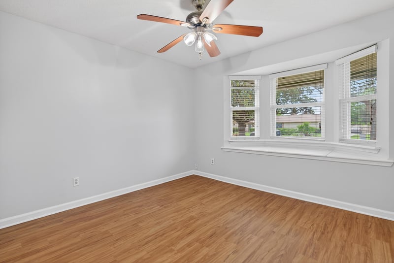 Bedroom 2 at 622 Valley Forge Rd N, Neptune Beach, FL 32266
