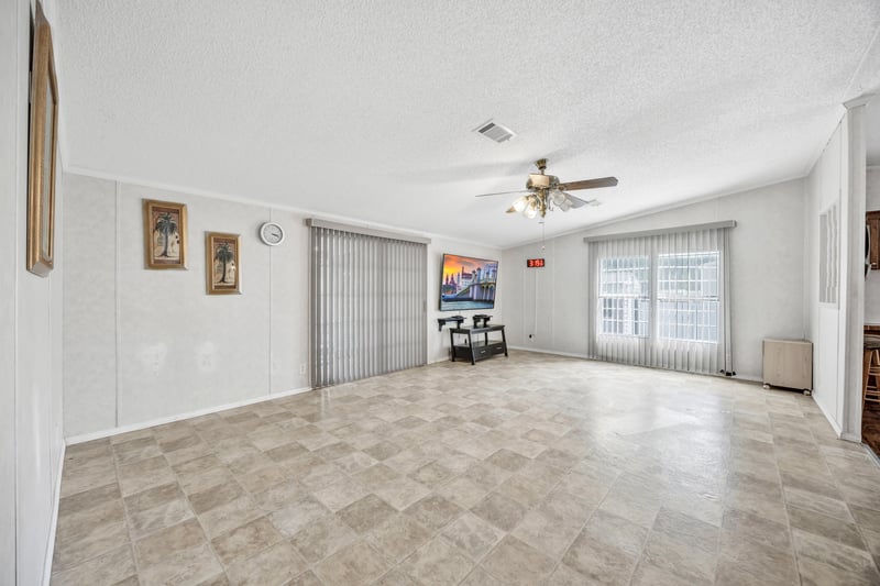 Photo 7 of 337 Shady Oak Cir, St. Augustine, FL 32092, photographed by Megapixeler
