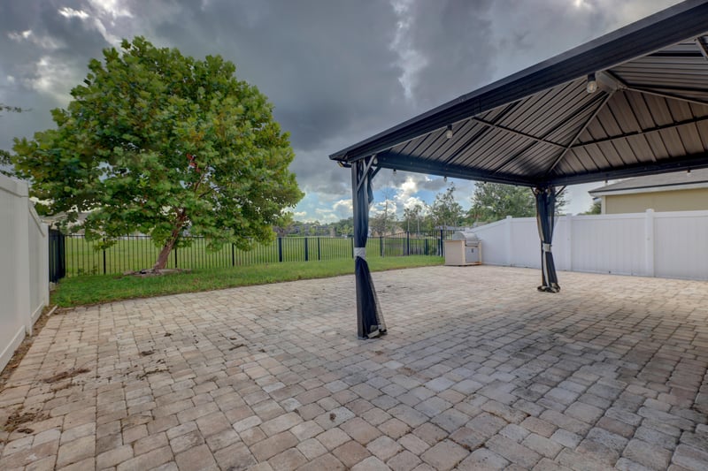 Photo 25 of 8166 Meadow Walk Ln, Jacksonville, FL 32256, photographed by Megapixeler