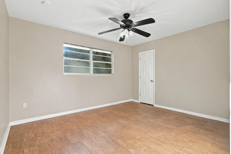 Bedroom interior view with window, photographed by Megapixeler on Crosby Ln, Orange Park