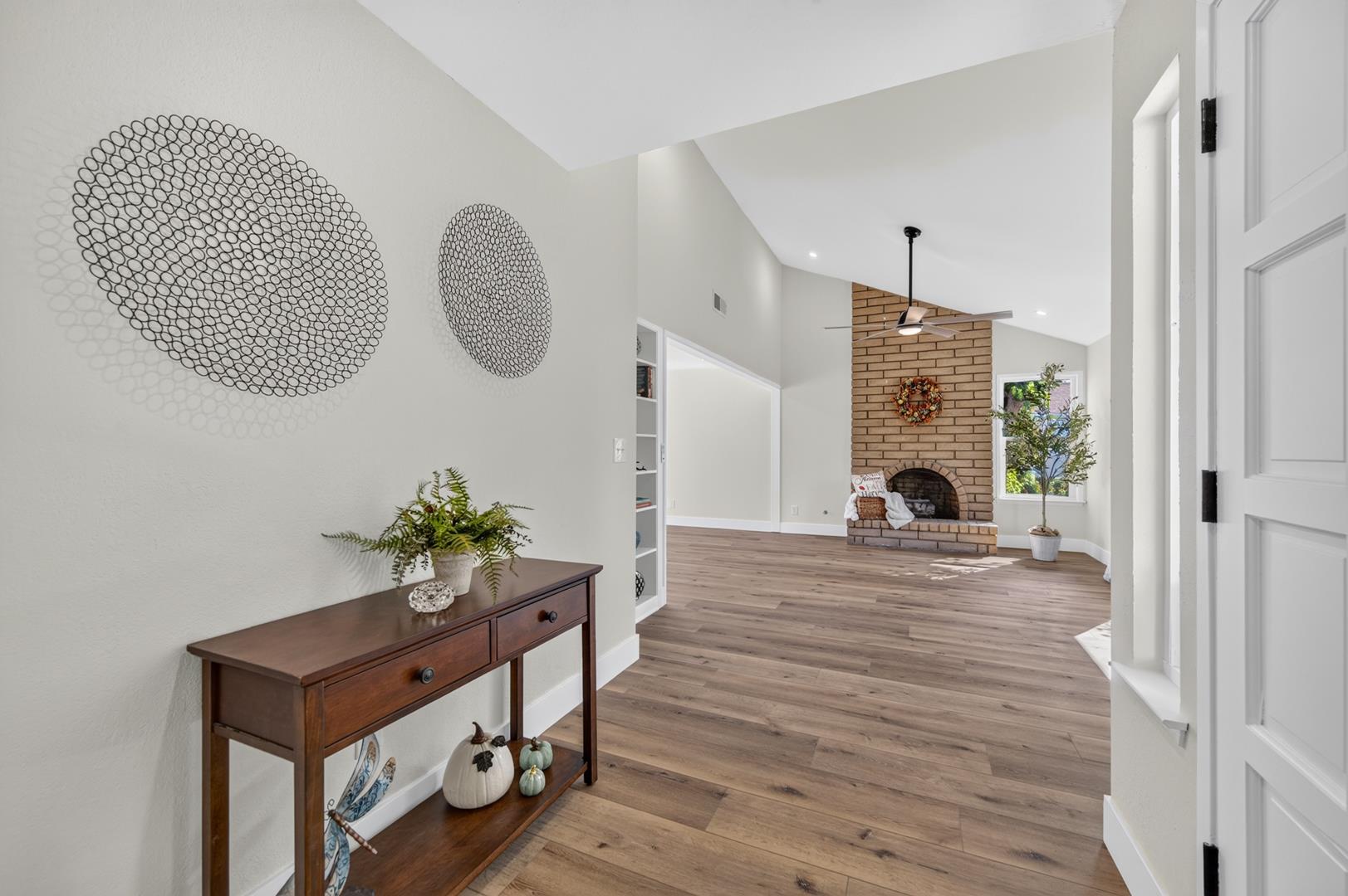 3208 E Palo Alto Ave, photo 16
