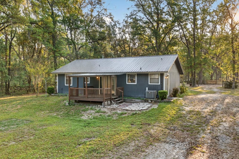 Photo 42 of 6092 Taylor Rd, Jacksonville, FL 32234, photographed by Megapixeler