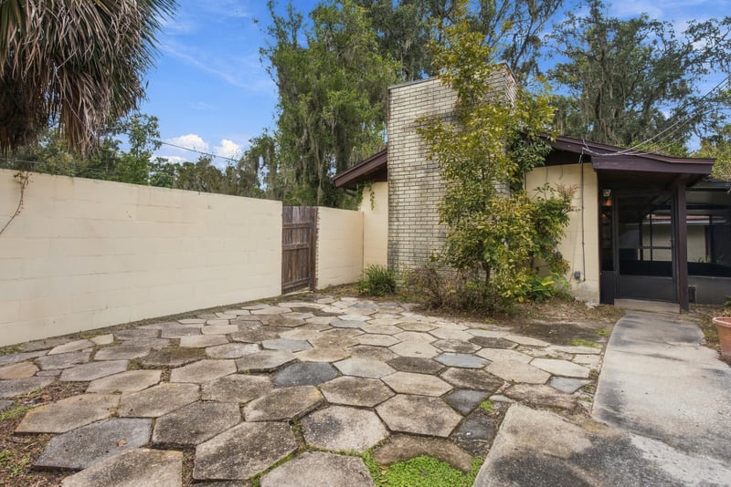 Photo 62 of 6871 Hyde Grove Ave, Jacksonville, FL 32210, photographed by Megapixeler