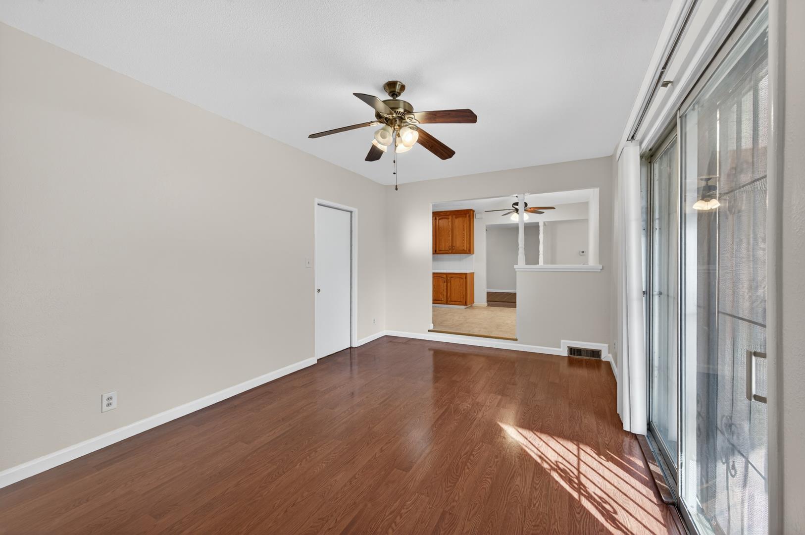 1335 Cindy Ave, photo 22