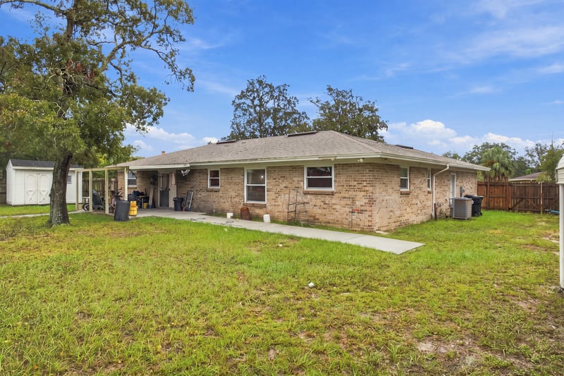 Front exterior view from the street at 357 Dillon Dr, Orange Park, FL