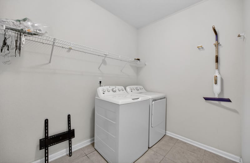 Photo 32 of 1062 Persimmon Dr, Middleburg, FL 32068, photographed by Megapixeler