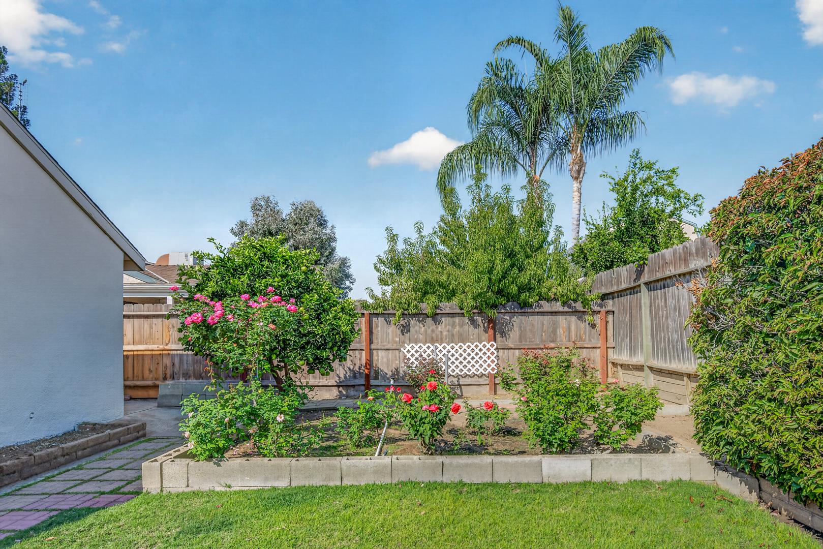 3208 E Palo Alto Ave, photo 63