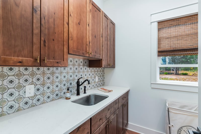 Laundry at 34664 Mitigation Trail, Callahan, FL 32011