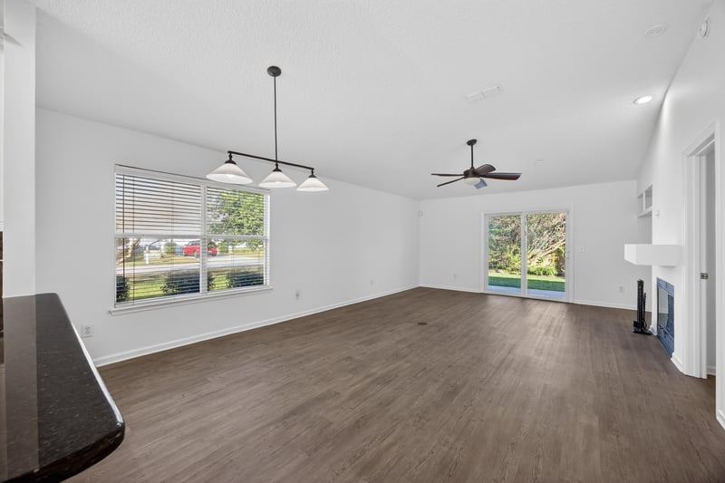 Photo 10 of 2309 Millford Ln W, Jacksonville, FL 32246, photographed by Megapixeler