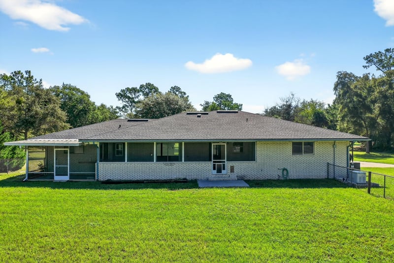 Photo 32 of 4041 Saddlehorn Trail, Middleburg, FL 32068, photographed by Megapixeler