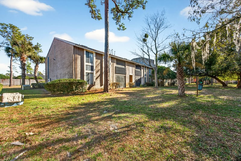 Photo 33 of 8880 Old Kings Rd S apt 2, Jacksonville, FL 32257, photographed by Megapixeler
