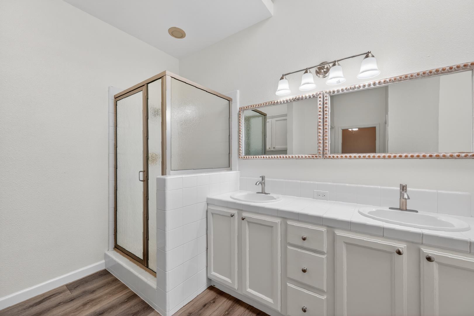 2228 E Yeargin Dr, photo 43