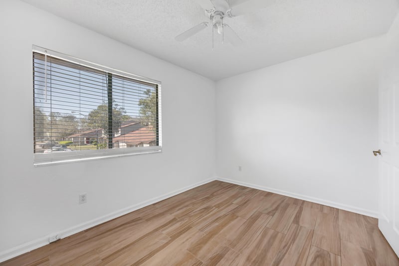 Photo 31 of 8300 Plaza Gate Ln unit 1062, Jacksonville, FL 32217, photographed by Megapixeler